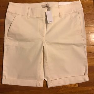 100% authentic never used Bermuda roll short